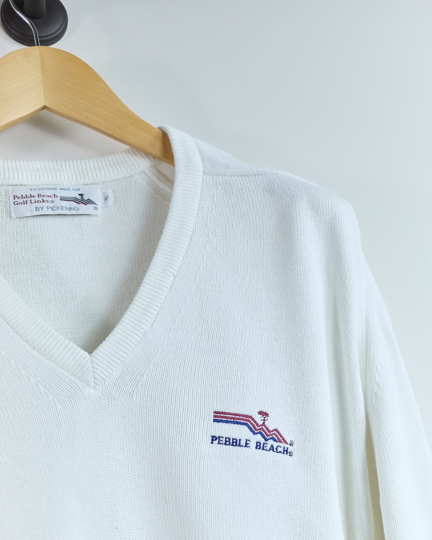 80s Pebble Beach White Pebble Beach V Neck Jumper (XL)