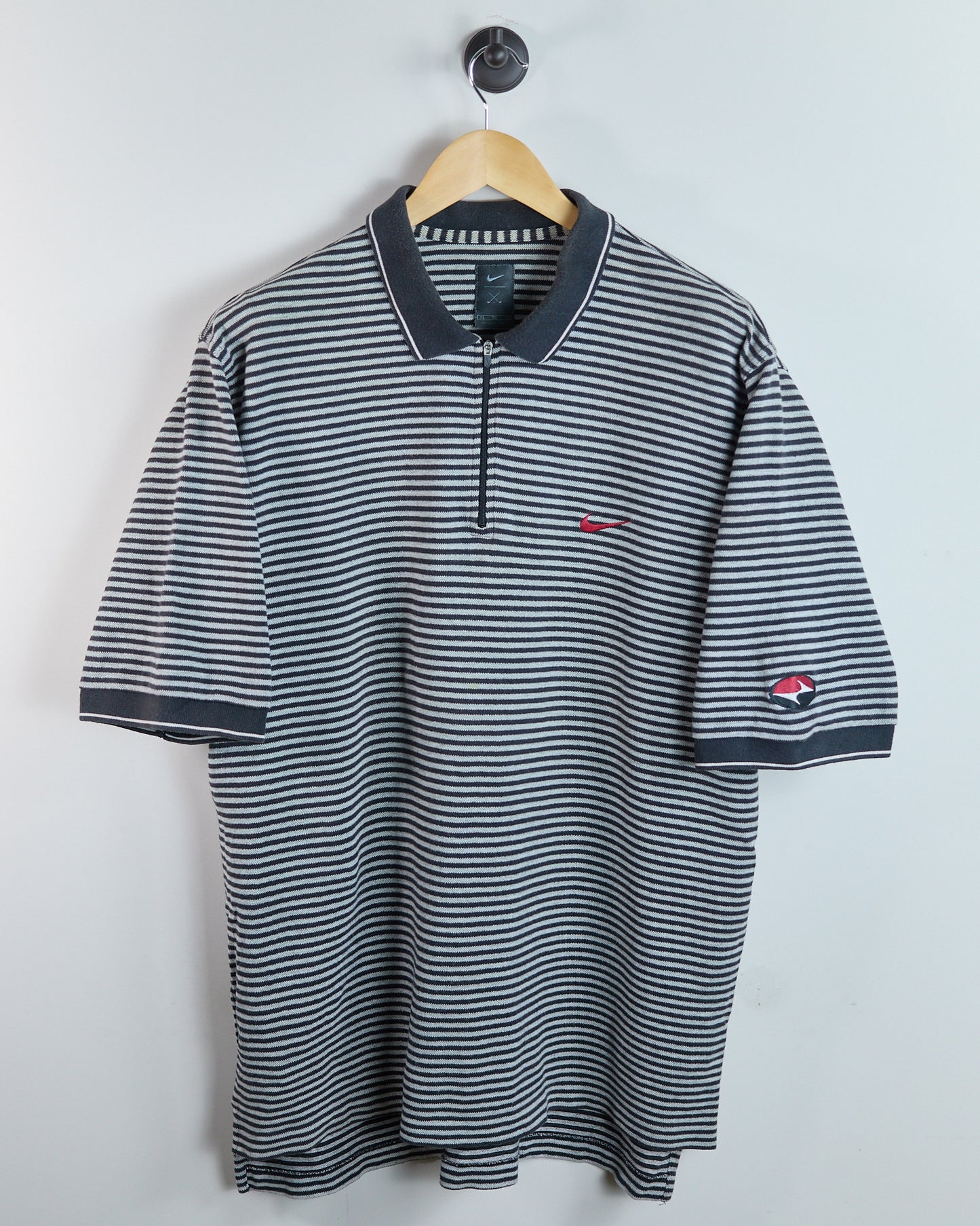 90s to early 00s Nike Golf Tiger Woods Yin Yang Black/White Stripe Zip Up Polo (XL)