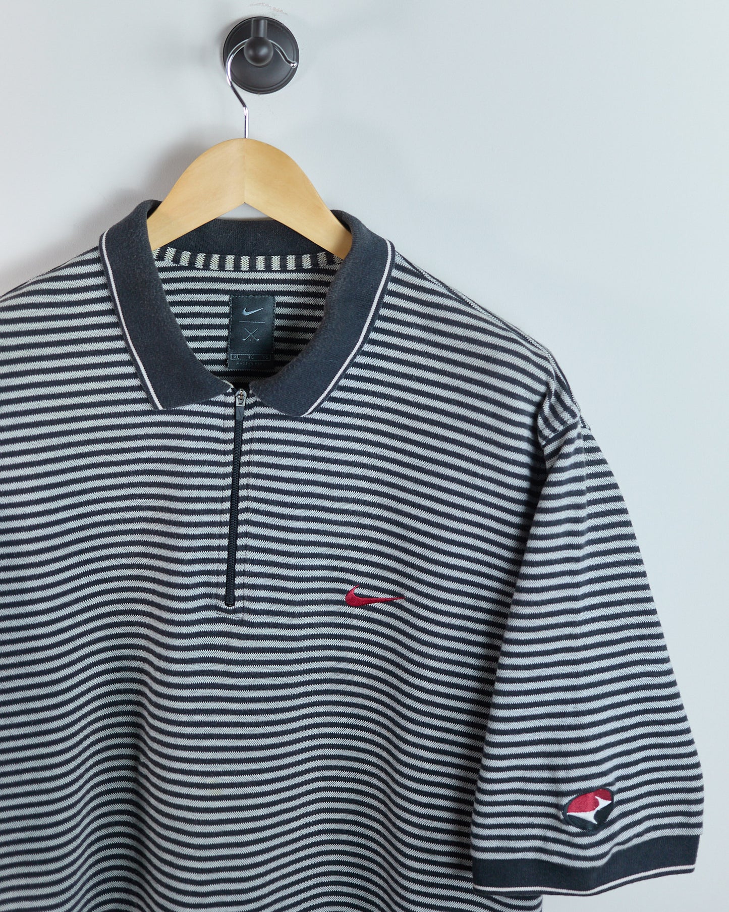 90s to early 00s Nike Golf Tiger Woods Yin Yang Black/White Stripe Zip Up Polo (XL)