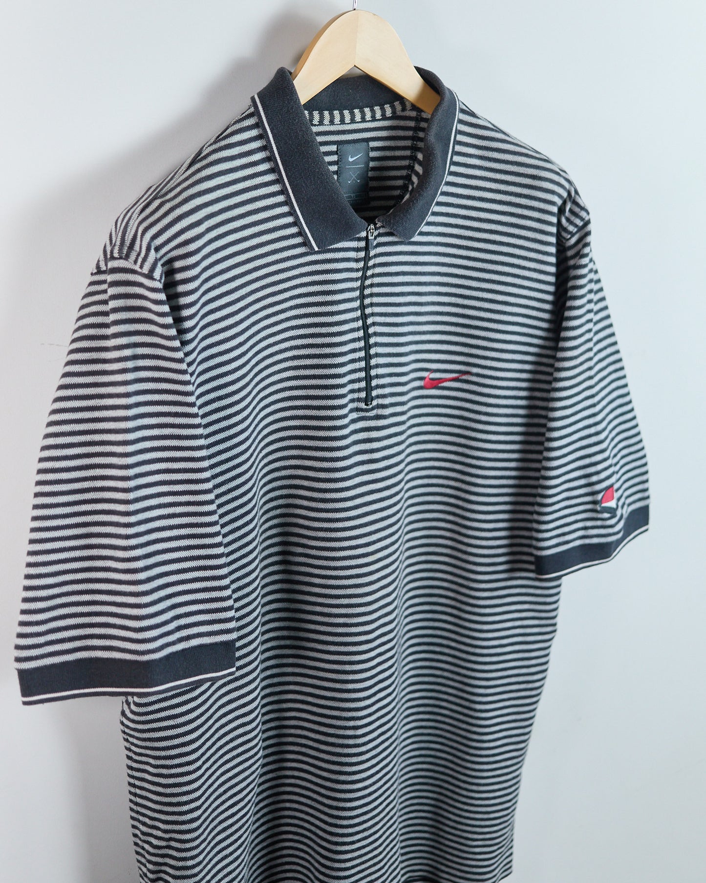 90s to early 00s Nike Golf Tiger Woods Yin Yang Black/White Stripe Zip Up Polo (XL)