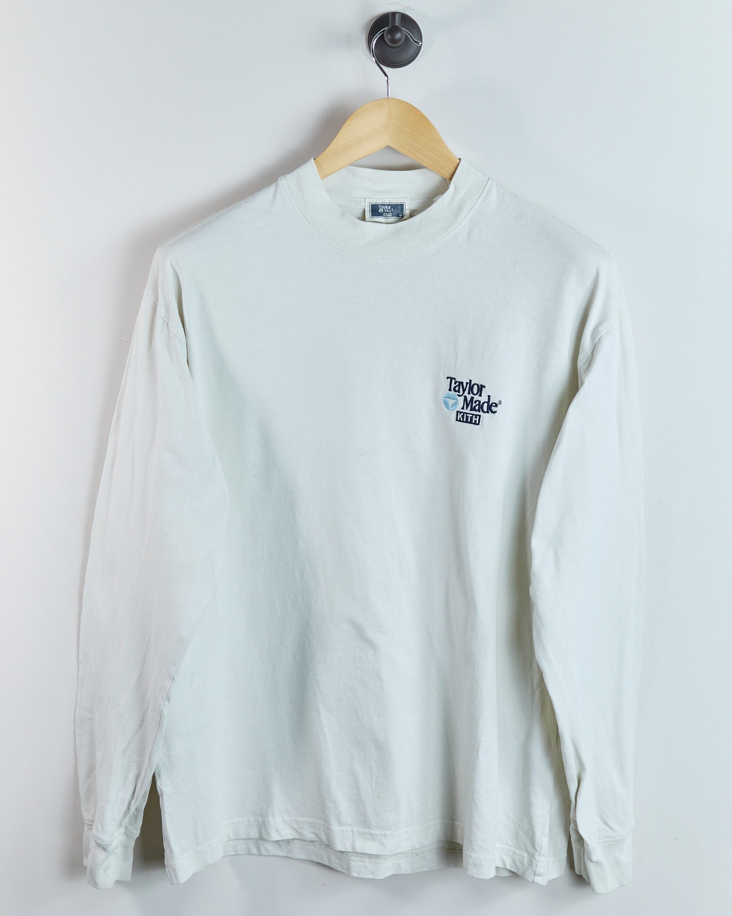 Modern, 2024/5 TaylorMade x Kith Off-White Long Sleeve Crew Neck (M)
