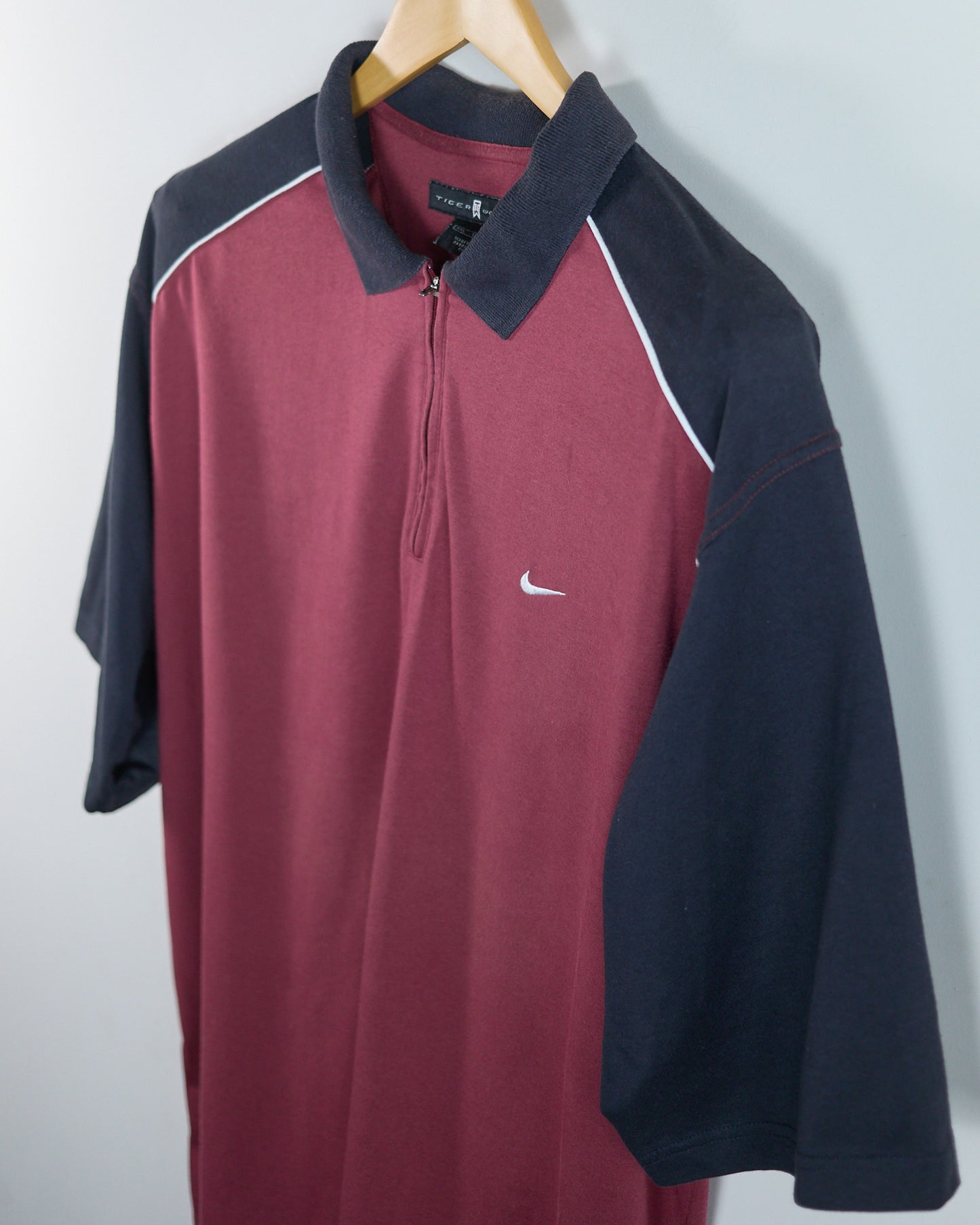 90s Nike Golf Tiger Woods Maroon/Black Zip Up Polo (XXL)